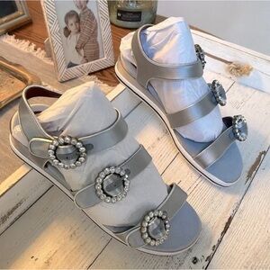 Marc by Marc Jacobs Rhinestone Buckle  Women's Sandals 7.5 EUC
